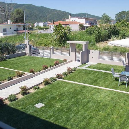 Callista Luxury Apartments スタブロス エクステリア 写真